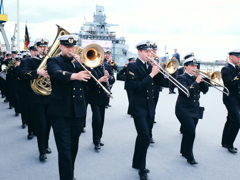 2025-Blohm+voss-taufe, augsburg, marinecorps,-1.jpg